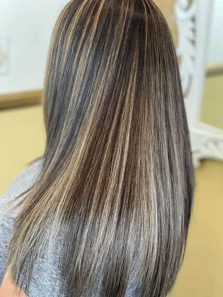 Seamless ombré highlights color transition at F&J Beauty Studio in Anaheim, CA